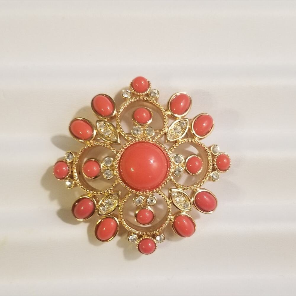 Vtg Faux Coral Cabochon Brooch Pin Rhinestone Filigree MCM Victorian Style Pave